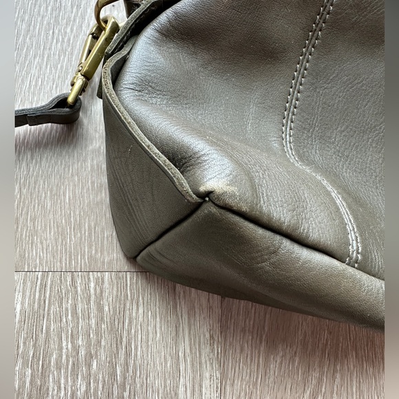 Madewell Leather Crossbody Bag - Picture 10 of 13